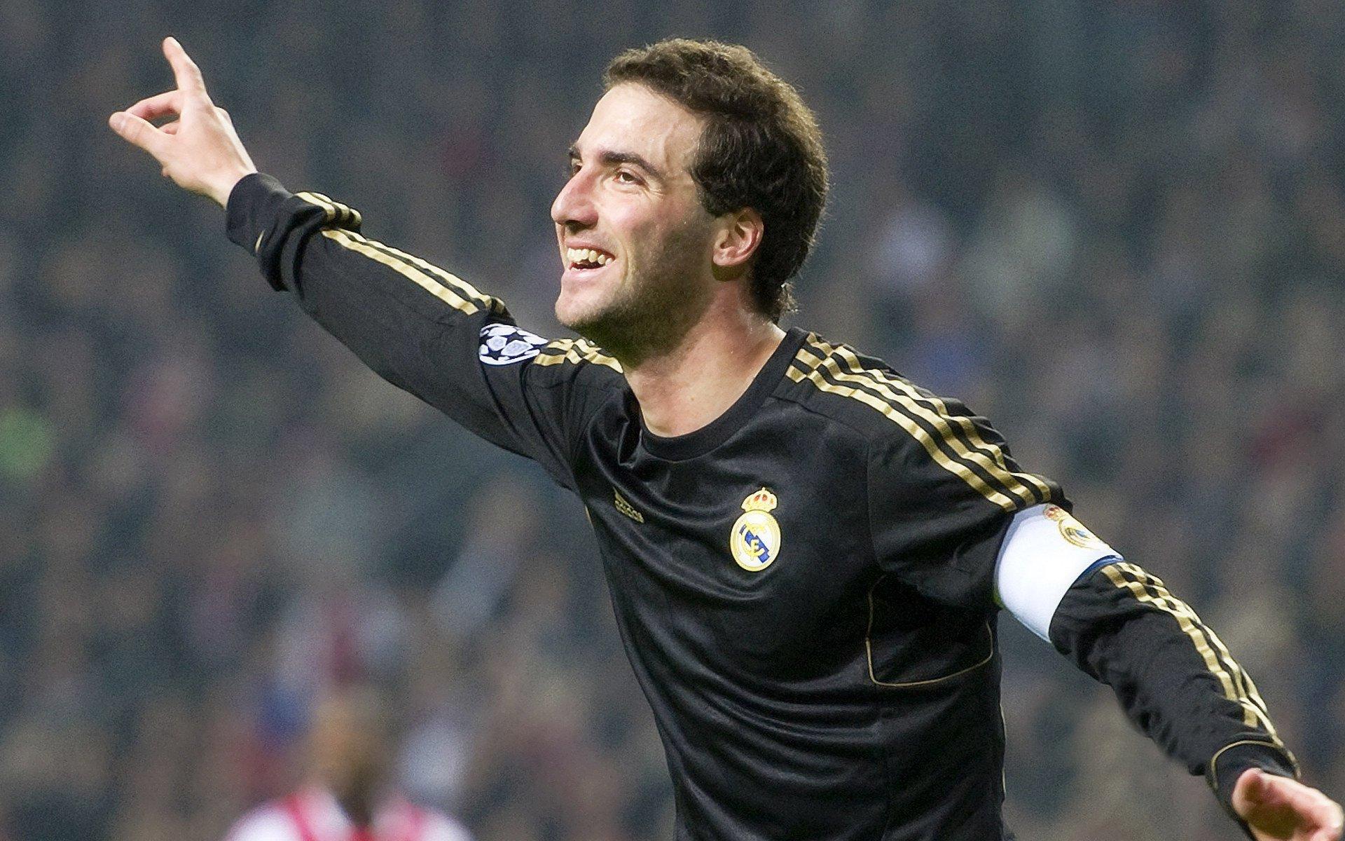 阿森纳豪掷四千万，瞄准新哈兰德+马特塔复合体天才